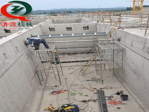 安徽客戶鏈板式刮油刮泥機(jī)項(xiàng)目